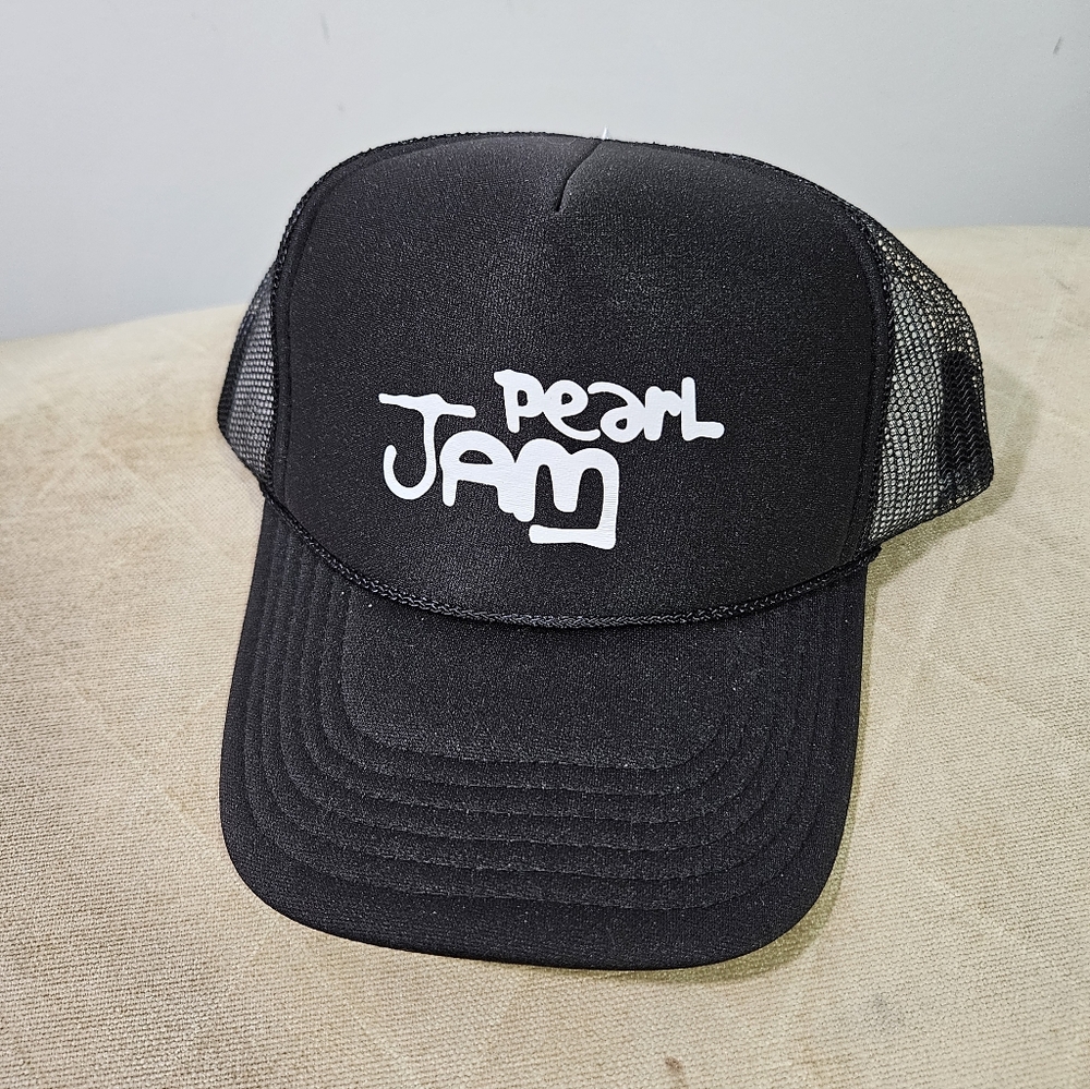 NEW Pearl Jam Black & White Tour Snapback Trucker Hat!